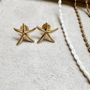 Brinco Estrela Do Mar Lisa Banhado A Ouro